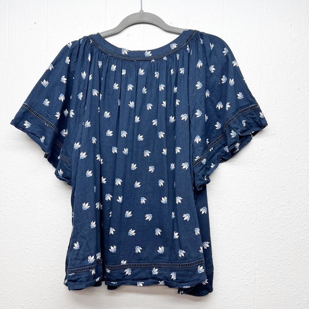 Old Navy Floral Top Women XXL Lightweight Flutter Sleeve Dark Fairy Boho Relaxed - Picture 6 of 12